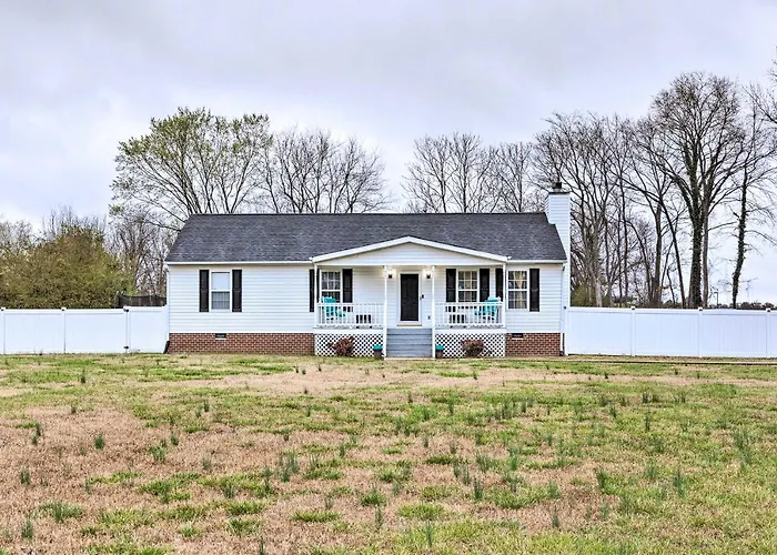 Richmond Home With Pool, 5 Mi To Downtown!